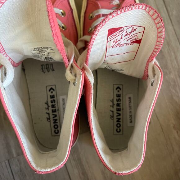 Converse Chuck 70 High Top Embroidered Leather Sneakers Pink Floral Women Sz 6 - Picture 6 of 10